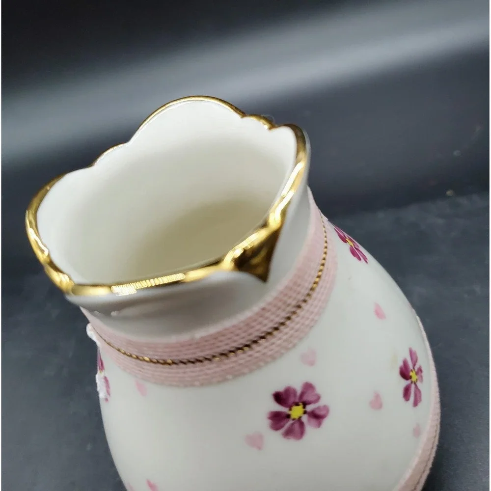 Vintage IRISH DRESDEN PORCELAIN Vase Flower PINK RIBBON AND Gold Trim 4